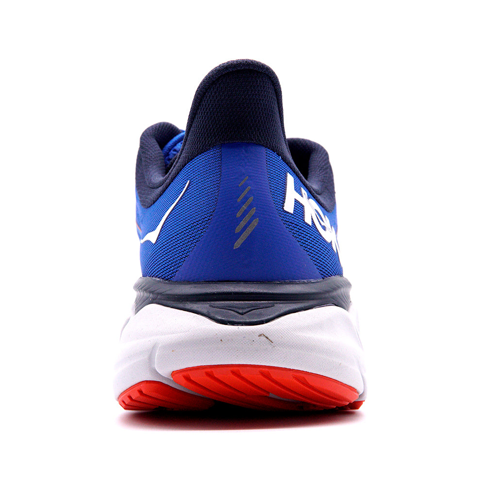 Hoka One One Arahi 5