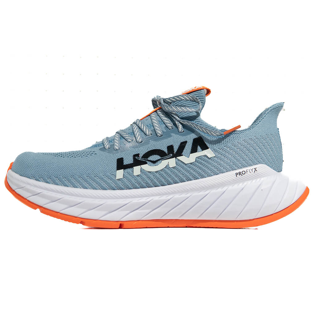 Hoka One One Carbon X3