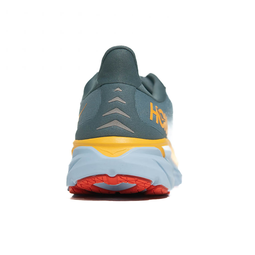 Hoka One One Clifton 8