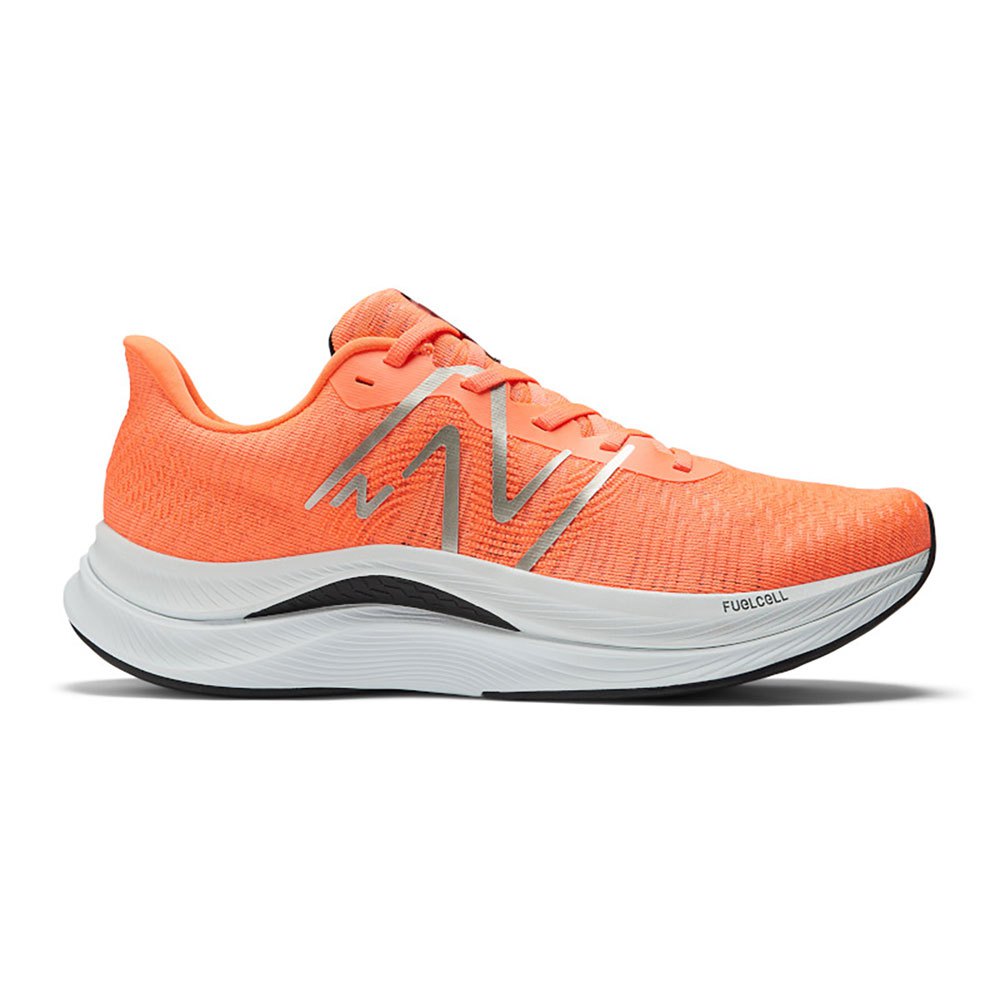 New Balance FuelCell Propel V4