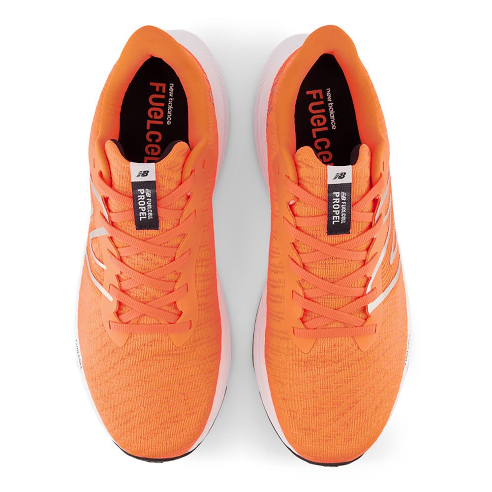 New Balance FuelCell Propel V4