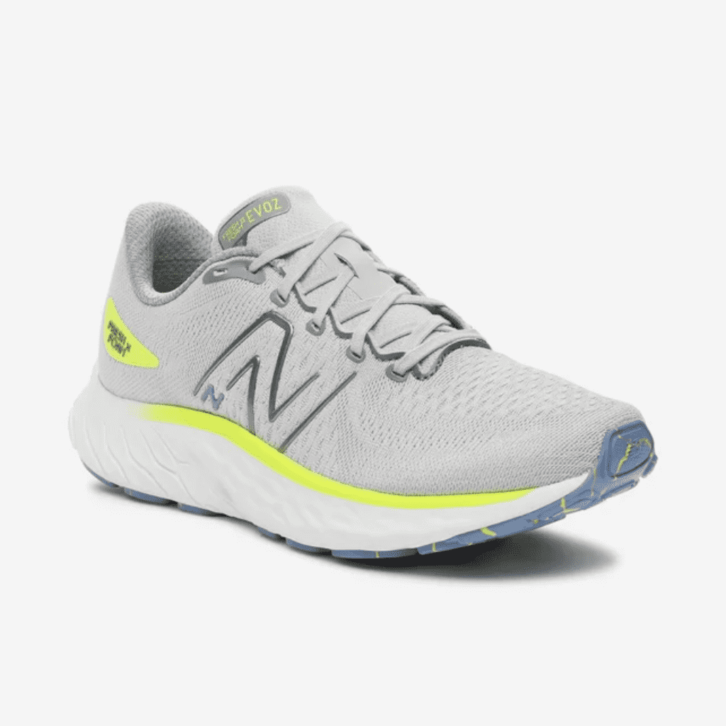 New Balance Evoz V3 2E