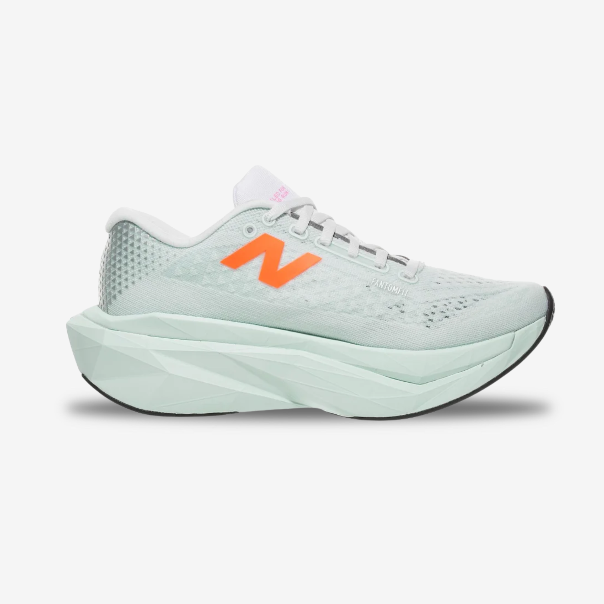New Balance FuelCell SuperComp Trainer V4