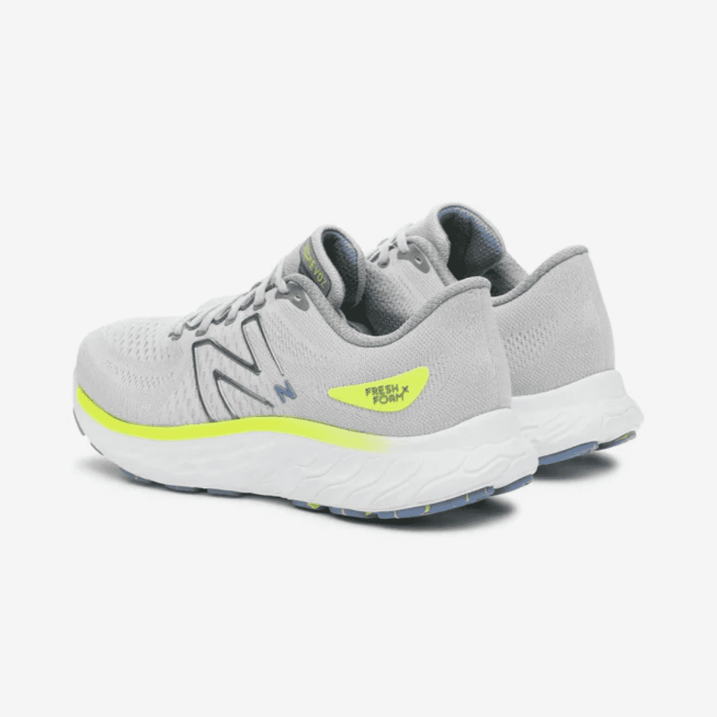 New Balance Evoz V3 2E