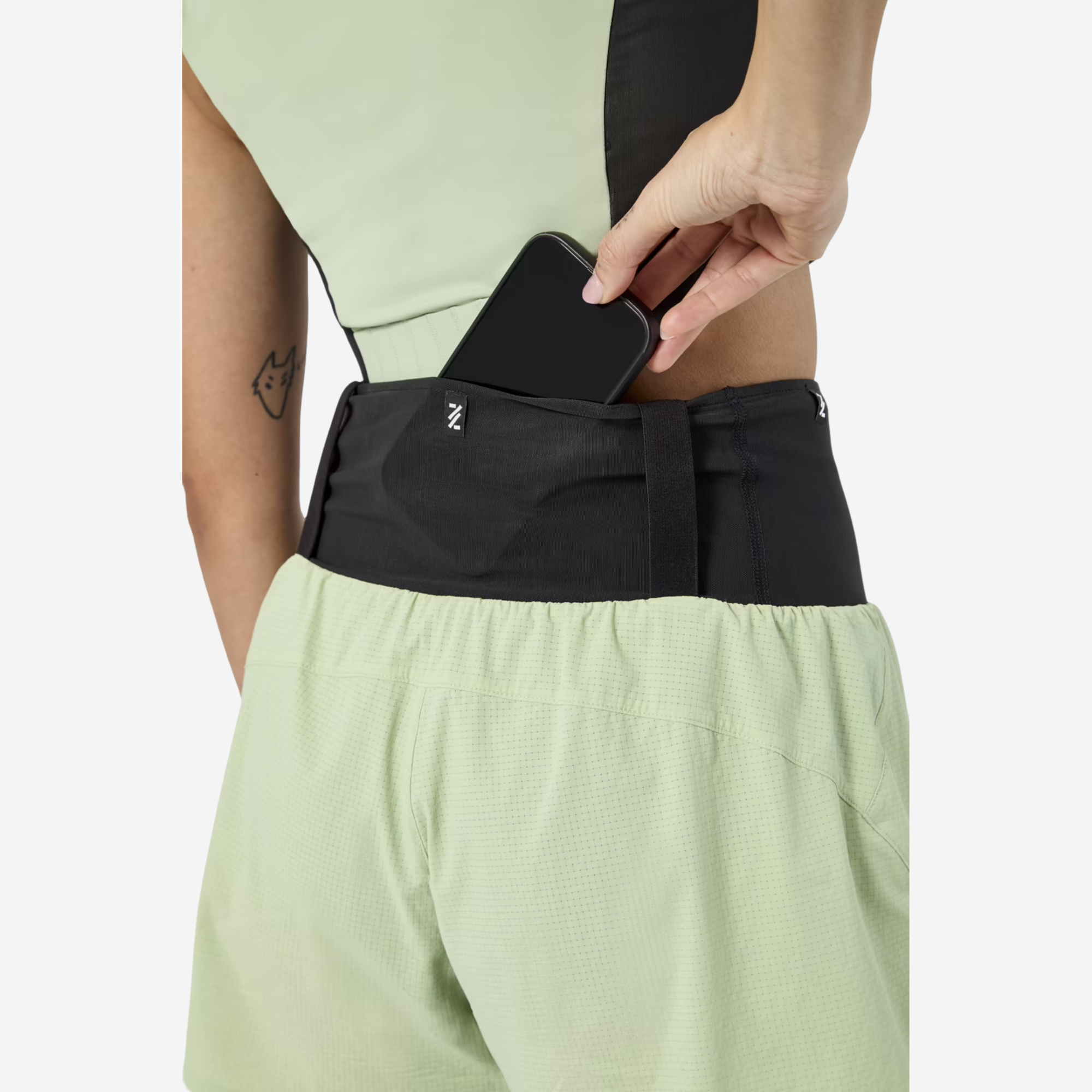 NNormal Race Short 02