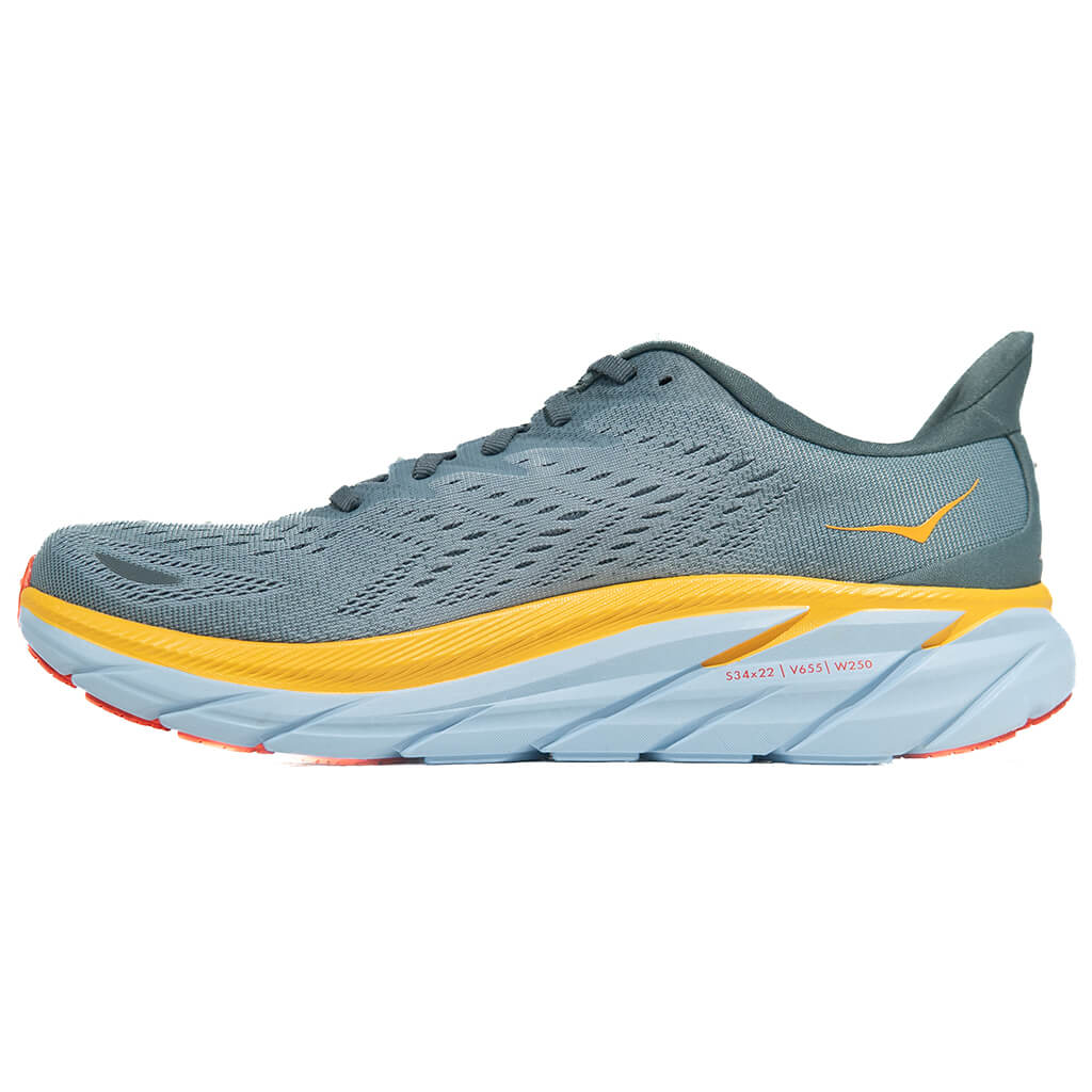 Hoka One One Clifton 8